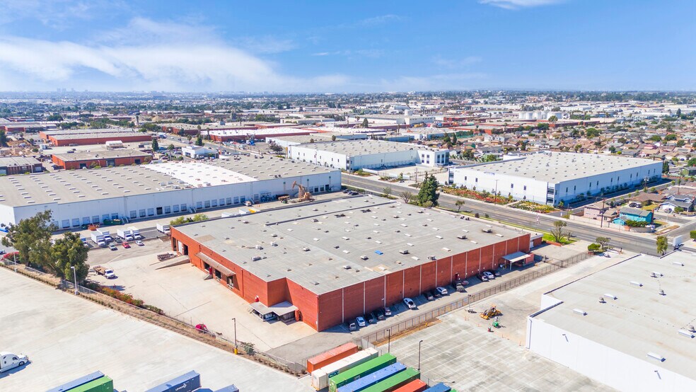 More Photos Of 240 E Rosecrans Ave, Gardena Manufacturing For Sale