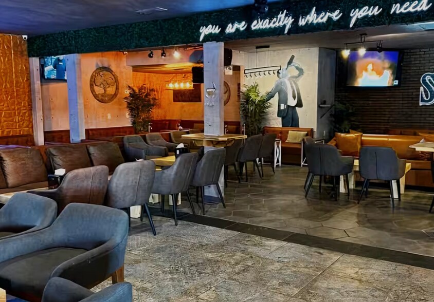 More Photos Of 1850 Lawrenceville Hwy, Decatur Freestanding For Lease