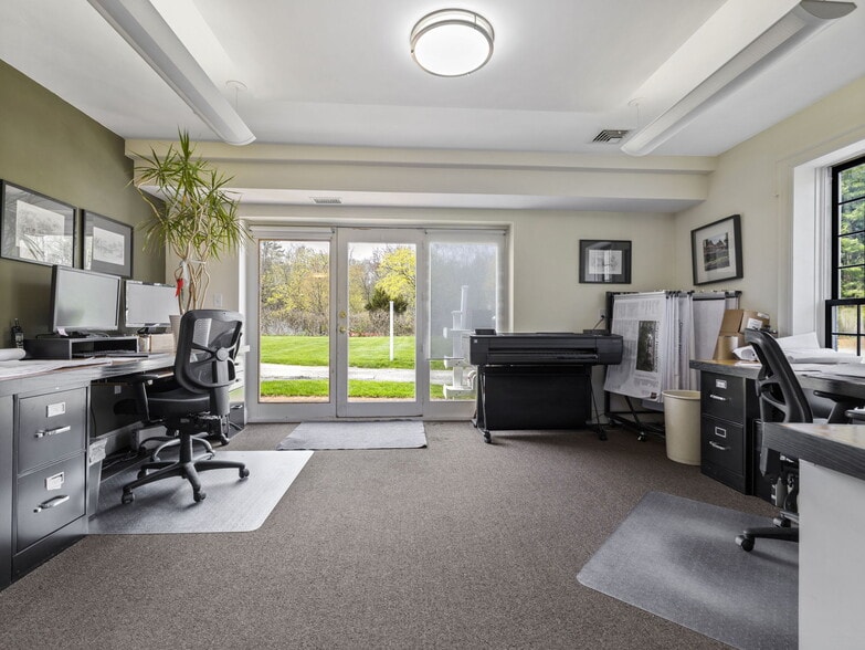 More Photos Of 21 Eliot St, Natick Office For Sale
