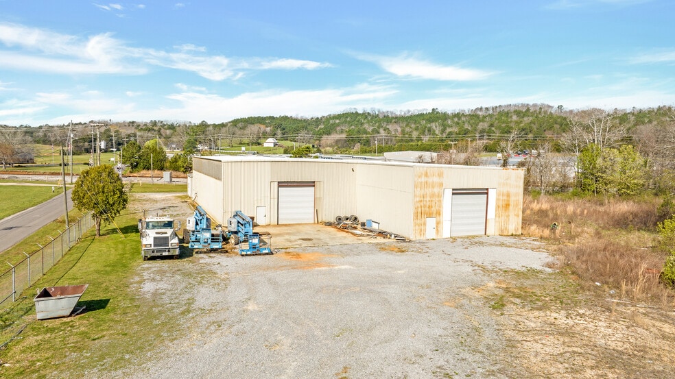 More Photos Of 221 55th St NE, Fort Payne Manufacturing For Sale