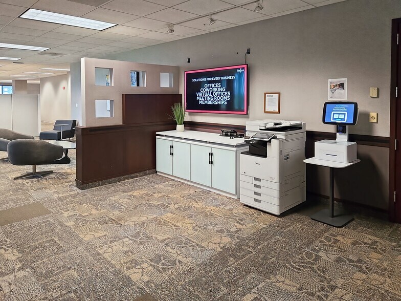 More Photos Of 4515 N River Blvd, Cedar Rapids Coworking Space