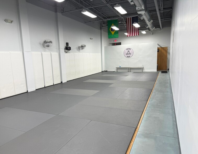 More Photos Of 1173 W International Speedway Blvd, Daytona Beach Unknown For Lease
