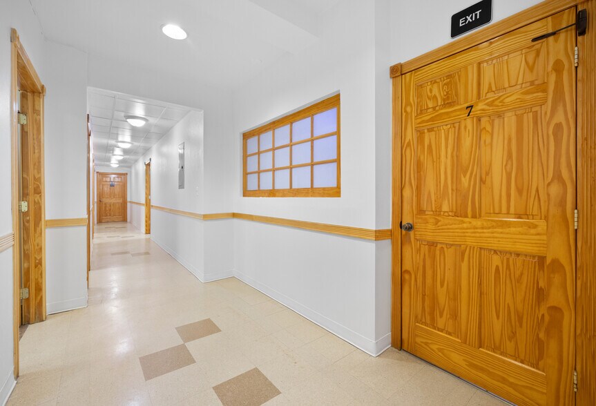 More Photos Of 406 15th St, Brooklyn Apartments For Lease