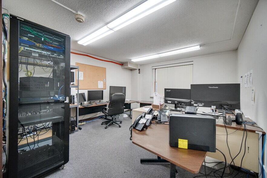 More Photos Of 17430 Dixie Highway, East Hazel Crest Healthcare For Sale