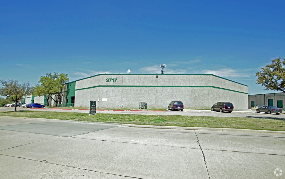 More Photos Of 3717 Commerce Pl, Bedford Distribution For Lease