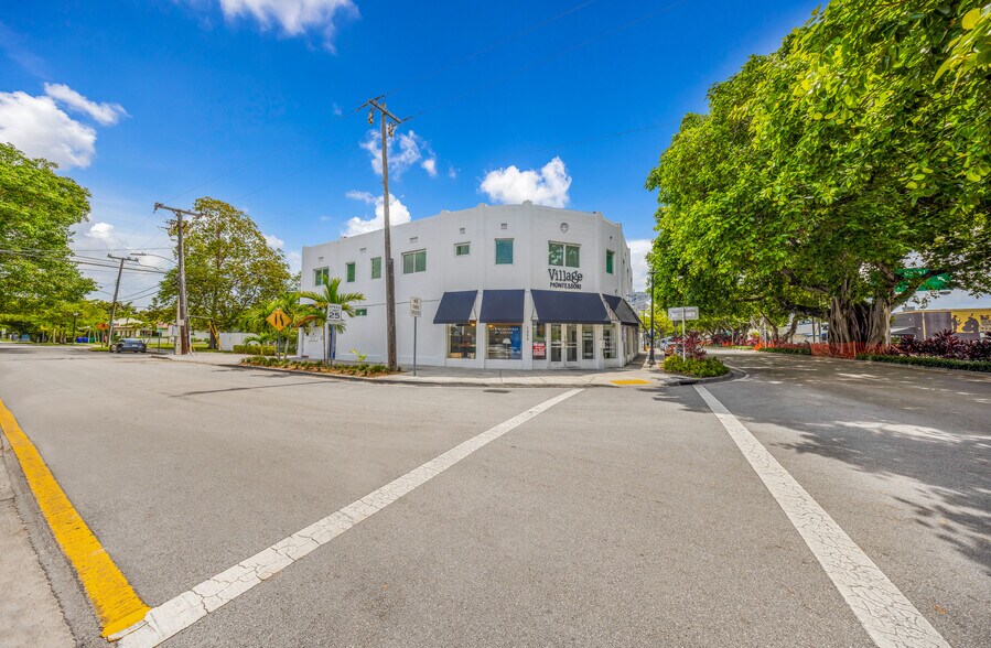 More Photos Of 1267 Coral Way, Miami Storefront Retail Residential For Lease