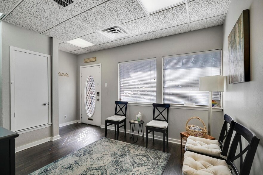 More Photos Of 11107 Wurzbach Rd, San Antonio Medical For Lease