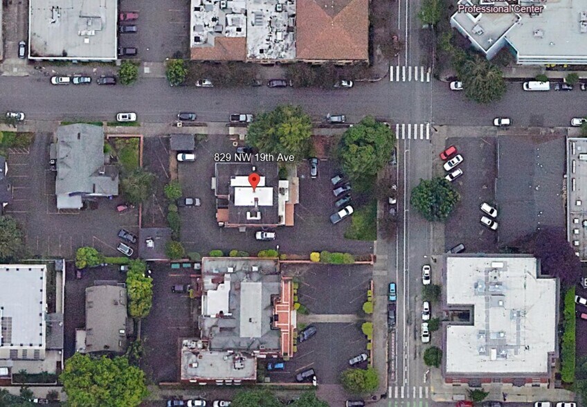 More Photos Of 829 NW 19th Ave, Portland Office For Sale