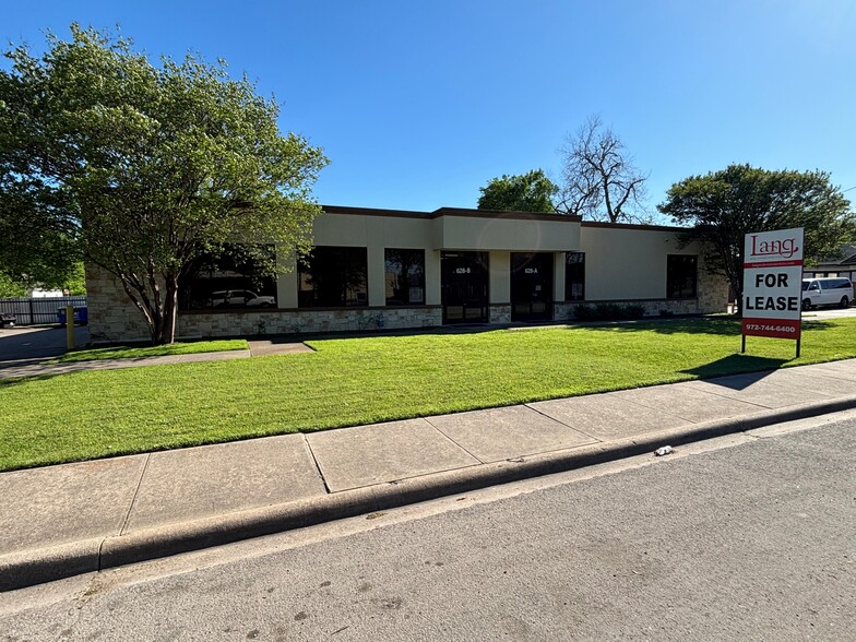 Primary Photo Of 628 Centre St, Dallas Office For Lease