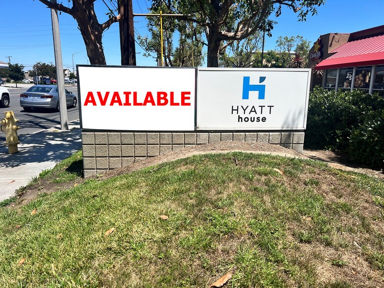 More Photos Of 10501-10649 Valley View St, Cypress Unknown For Lease