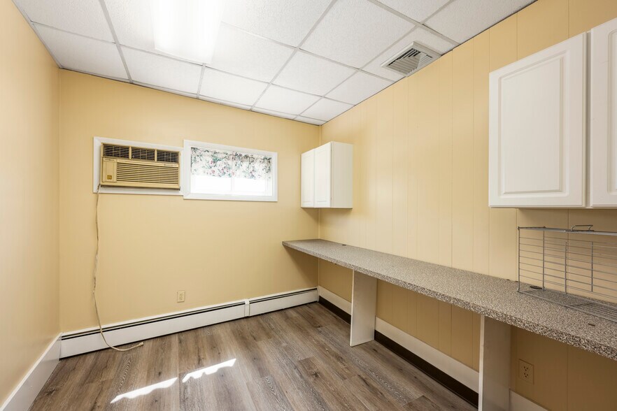 More Photos Of 64 Gleneida Ave, Carmel Storefront Retail Office For Lease