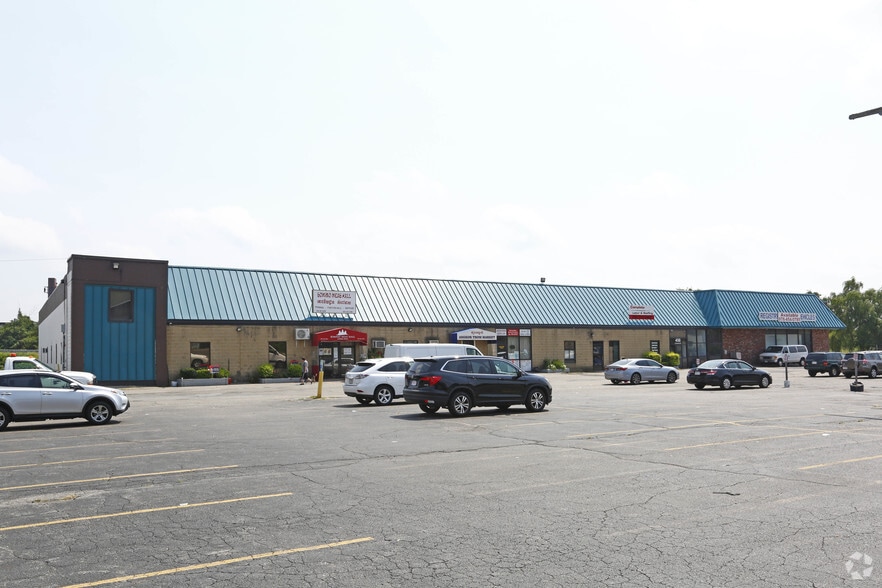 More Photos Of 450 Chelmsford St, Lowell Freestanding For Lease