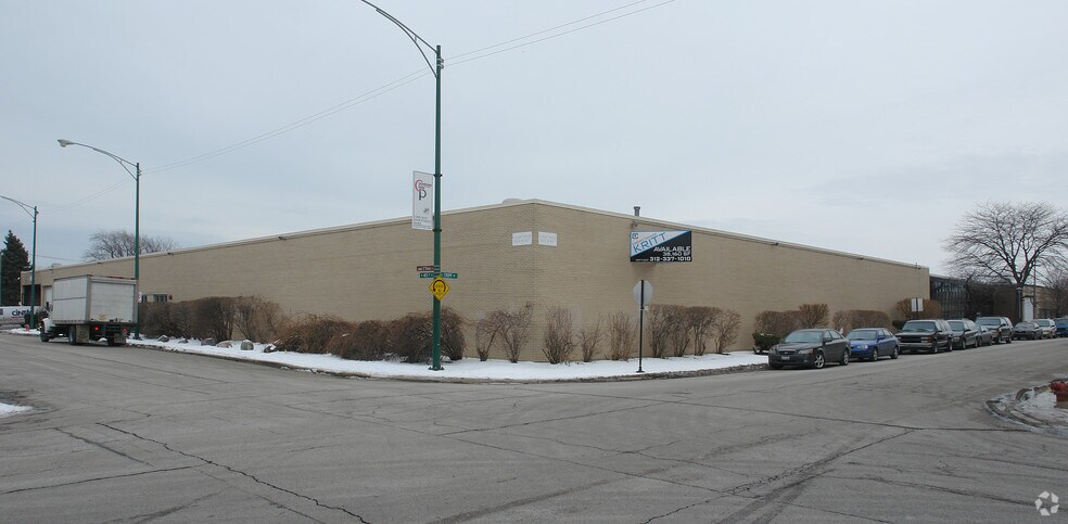 More Photos Of 4525 S Tripp Ave, Chicago Warehouse For Sale