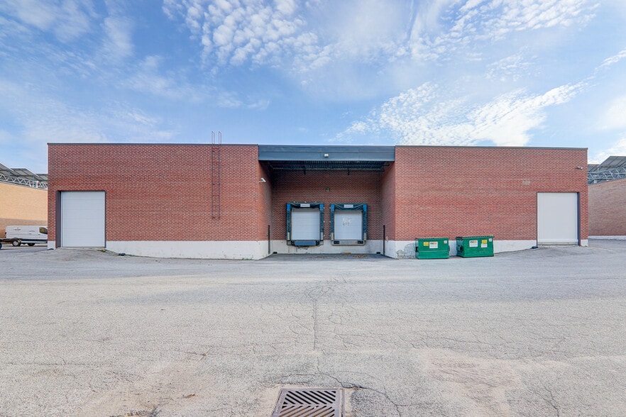 More Photos Of 34 Riviera Dr, Markham Manufacturing For Lease