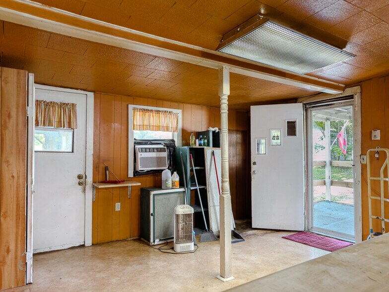 More Photos Of 3331 Chatsworth Rd Se, Dalton Office For Sale