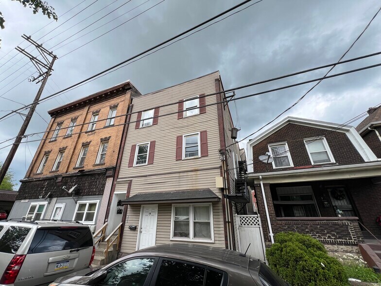 More Photos Of 305 Bessemer Ave, East Pittsburgh Multifamily For Sale