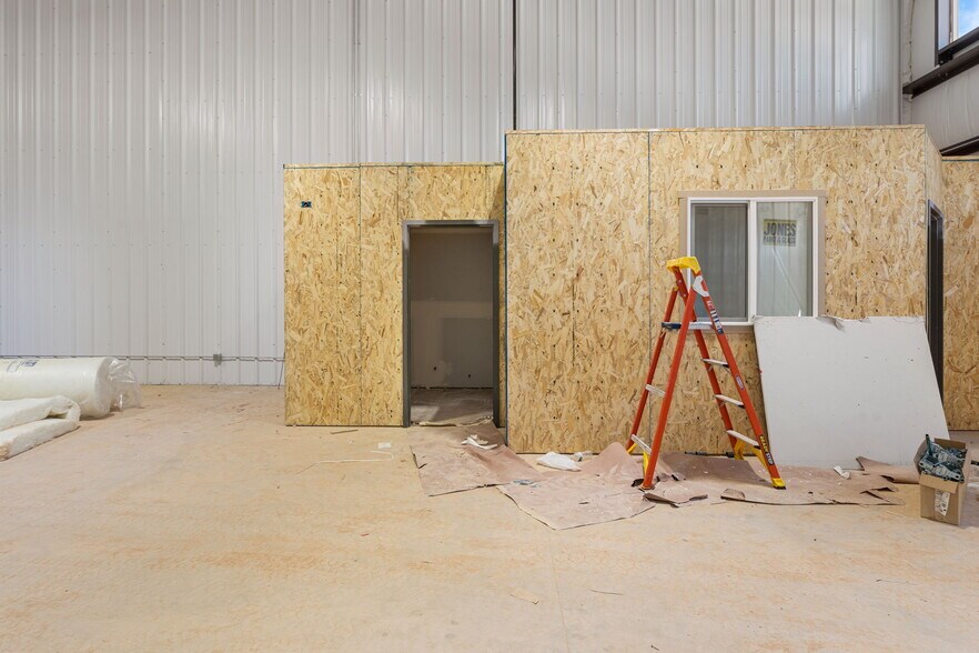 More Photos Of 276 N 3325 W, Cedar City Industrial For Lease