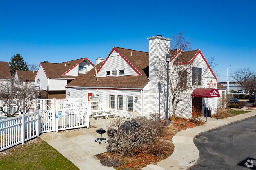 More Photos Of 4919 Lima Rd, Fort Wayne Hotel For Sale