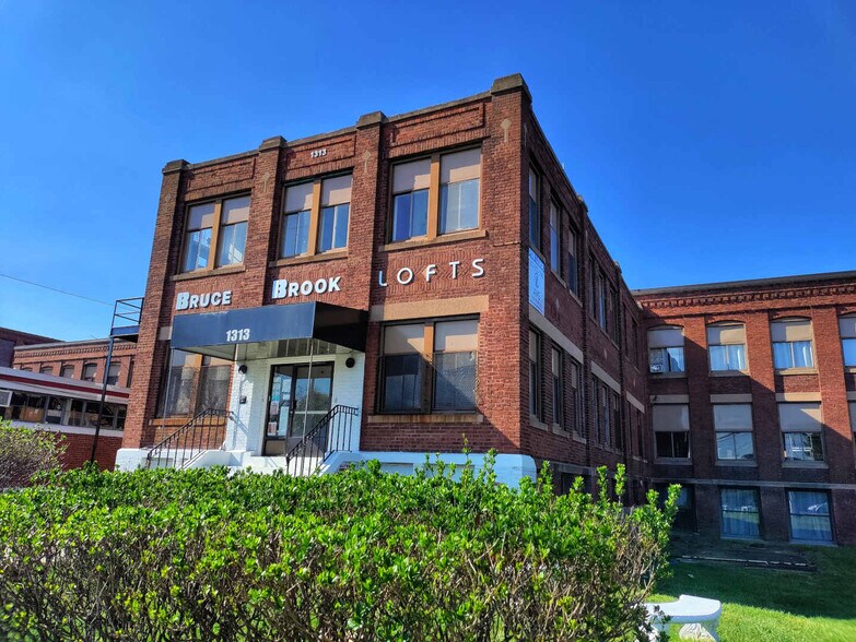 More Photos Of 1313 Connecticut Ave, Bridgeport Light Distribution For Lease