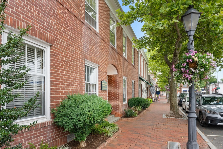 More Photos Of 25 South Ave, New Canaan Office Residential For Lease