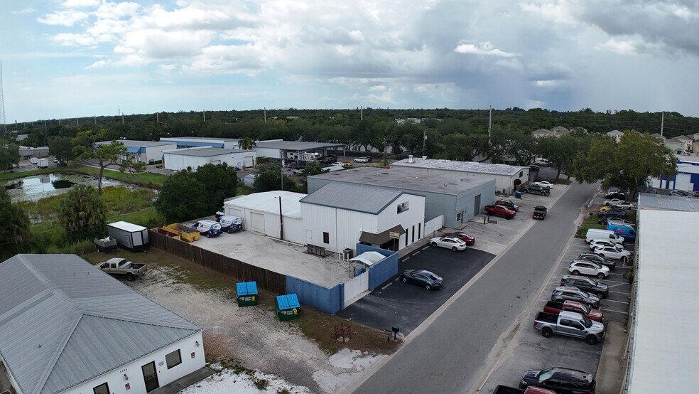 More Photos Of 5330 Ashton Ct, Sarasota Warehouse For Sale