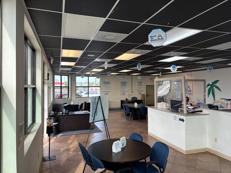 More Photos Of 6303 S Orange Blossom Trl, Orlando Auto Repair For Sale