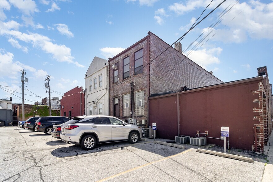 More Photos Of 118 W Clark St, Crown Point Office Residential For Sale