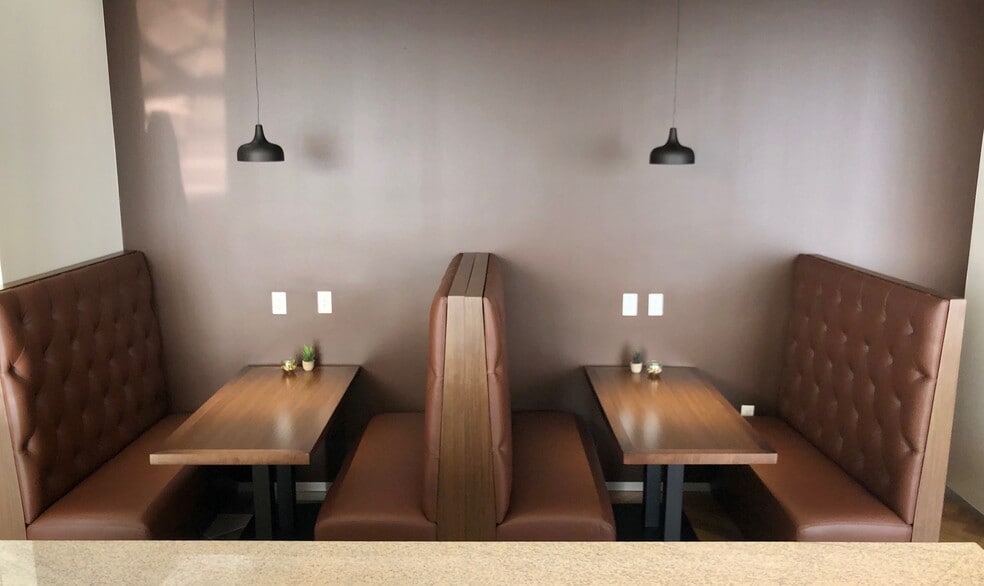 More Photos Of 555 California St, San Francisco Office For Lease