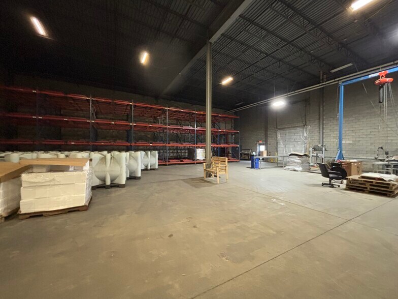 More Photos Of 160 Cooper Rd, Berlin Manufacturing For Lease