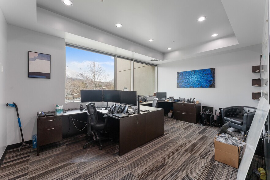 More Photos Of 480-518 W 800 N, Orem Medical For Lease