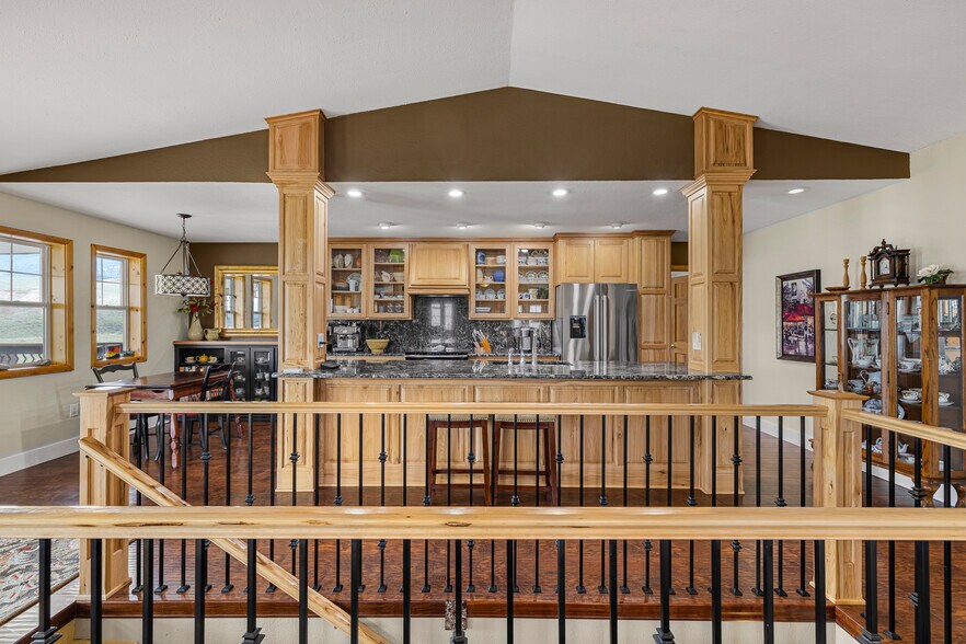 More Photos Of 13 Gott Ln, Salmon Hospitality For Sale