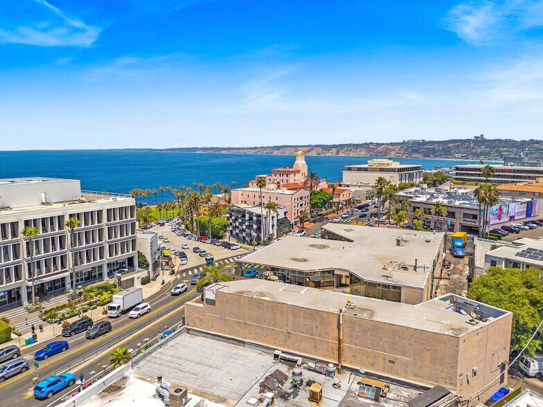 More Photos Of 1025 Prospect St, La Jolla General Retail For Sale