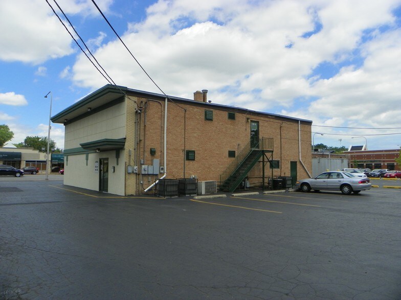 More Photos Of 3317-3319 W 95th St, Evergreen Park Medical For Lease
