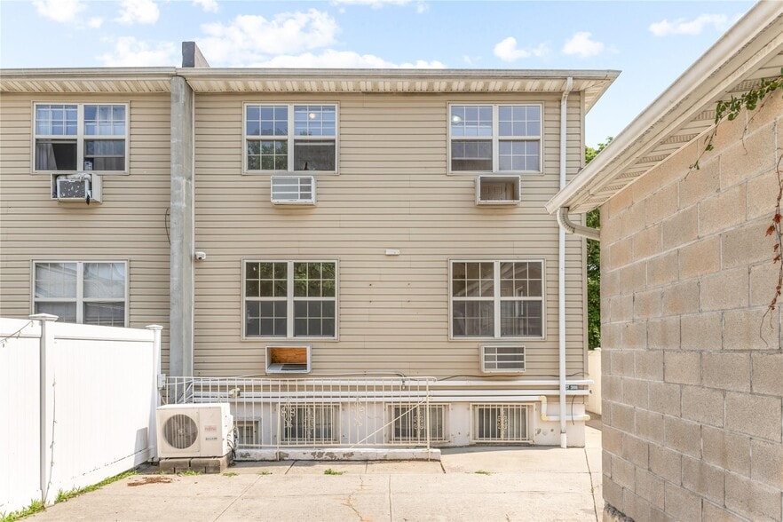 More Photos Of 22612 146th Ave, Springfield Gardens Multifamily For Sale