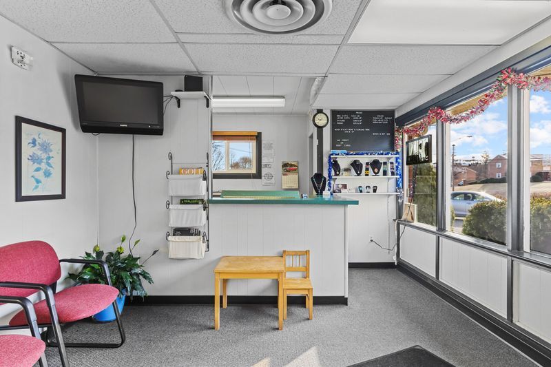 More Photos Of 110 W Main St, Clinton Township Office For Sale