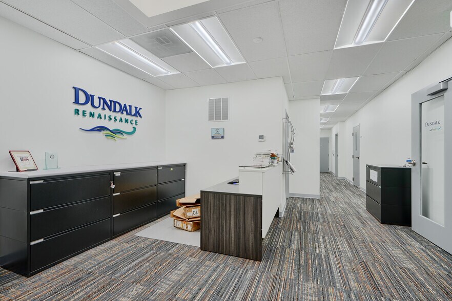 More Photos Of 11 Center Pl, Dundalk Office For Sale