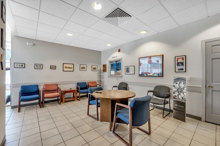 More Photos Of , Holden Unknown For Sale