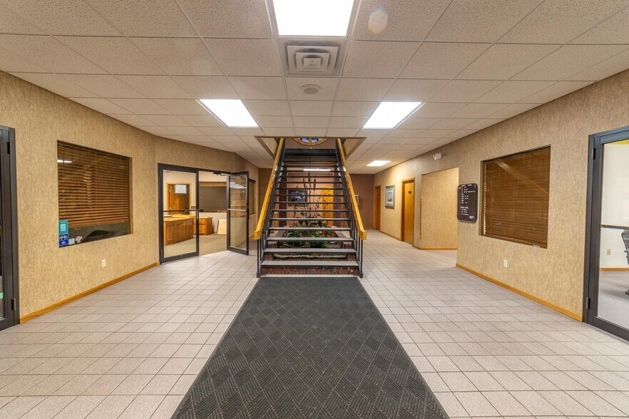 More Photos Of 850 State Highway 153, Mosinee Office For Lease