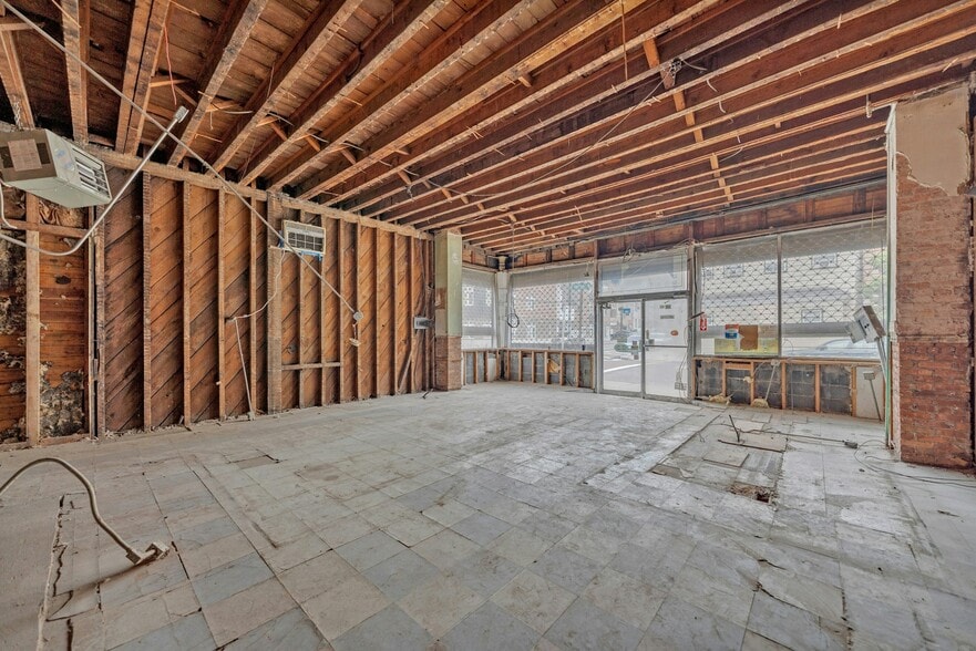 More Photos Of 63 Hutton St, Jersey City Apartments For Lease