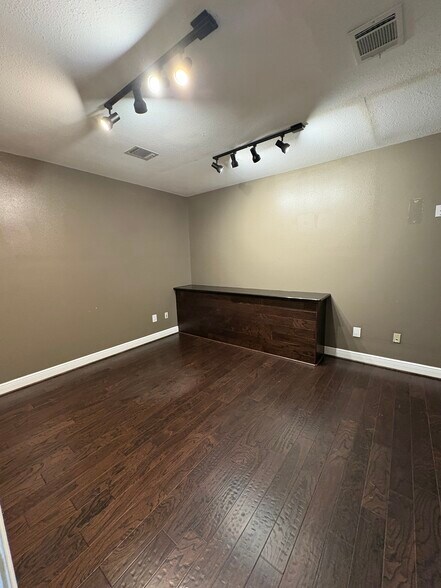 More Photos Of 12024 Knigge Cemetery Rd, Cypress Office For Lease