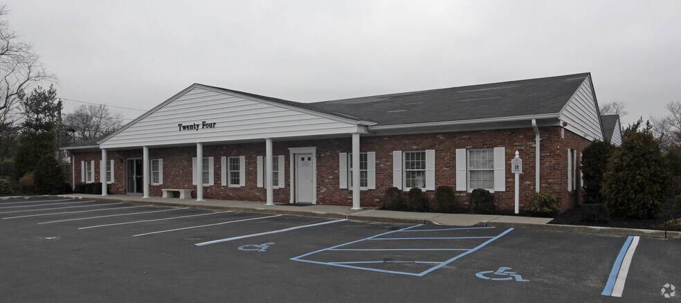 Primary Photo Of 24-26 Nesconset-Port Jefferson Rd, Stony Brook Medical For Sale