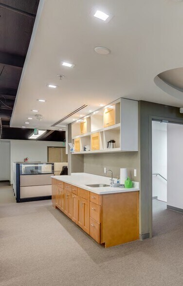 More Photos Of 41829-41841 Albrae St, Fremont Research And Development For Sale