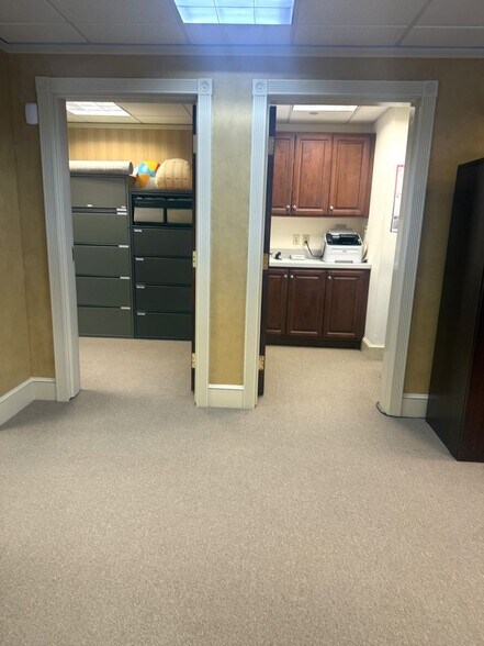 More Photos Of 155 Lafayette Rd, North Hampton Medical For Lease