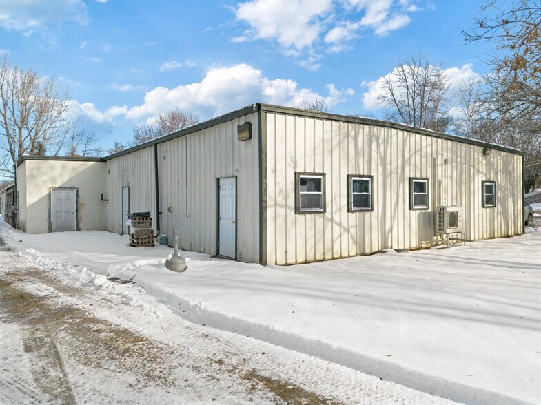 More Photos Of 120 Drummond Ave, Waterville Freestanding For Sale