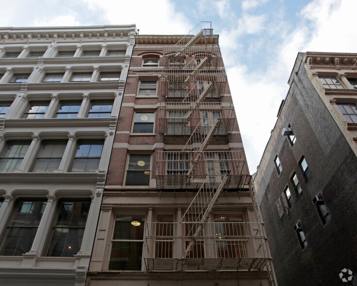 More Photos Of 79 Mercer St, New York Apartments For Lease