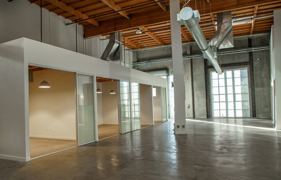 More Photos Of 10441 Jefferson Blvd, Culver City Loft Creative Space For Sale