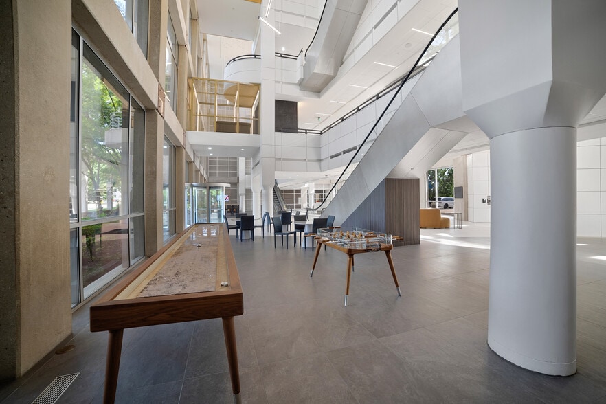 More Photos Of 12404 Park Central Dr, Dallas Office For Lease