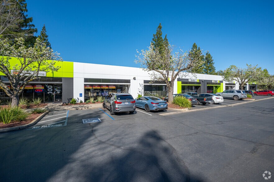 More Photos Of 9960 Business Park Dr, Sacramento Showroom For Lease