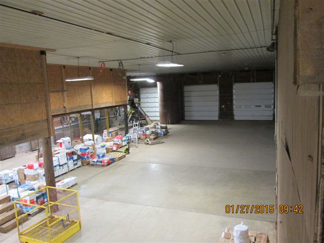More Photos Of 31 Schwalm Rd, Tower City Warehouse For Lease