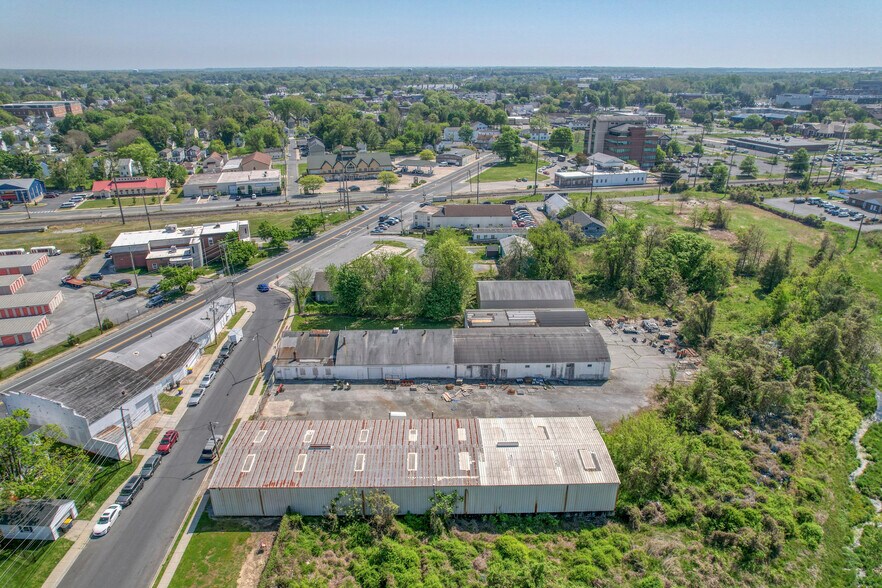 More Photos Of 12 Lincoln St, Dover Warehouse For Sale